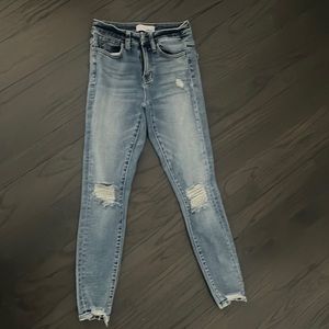 Vervet skinny jeans with rips